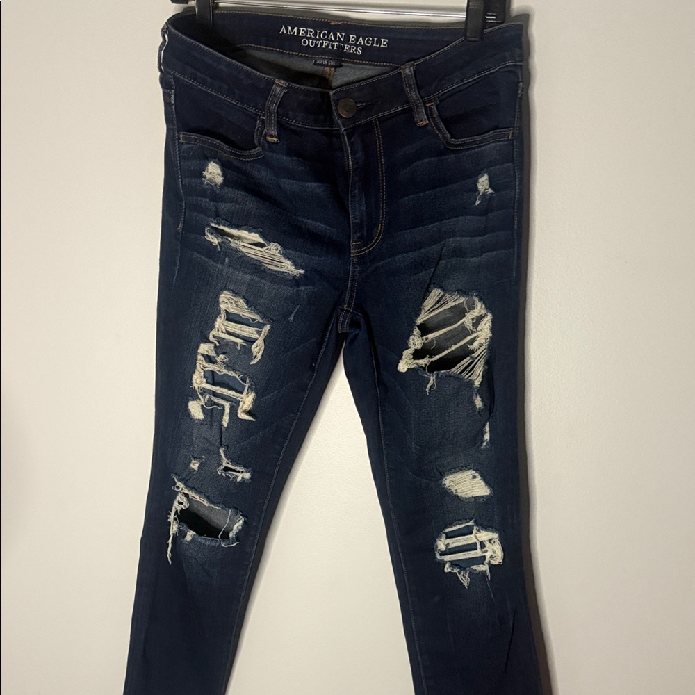 American Eagle Outfitters Women's Distressed Dark Blue Skinny Jeans